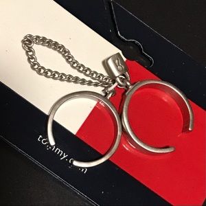Vintage 90's Tommy Hilfiger Double Ring W/Chain